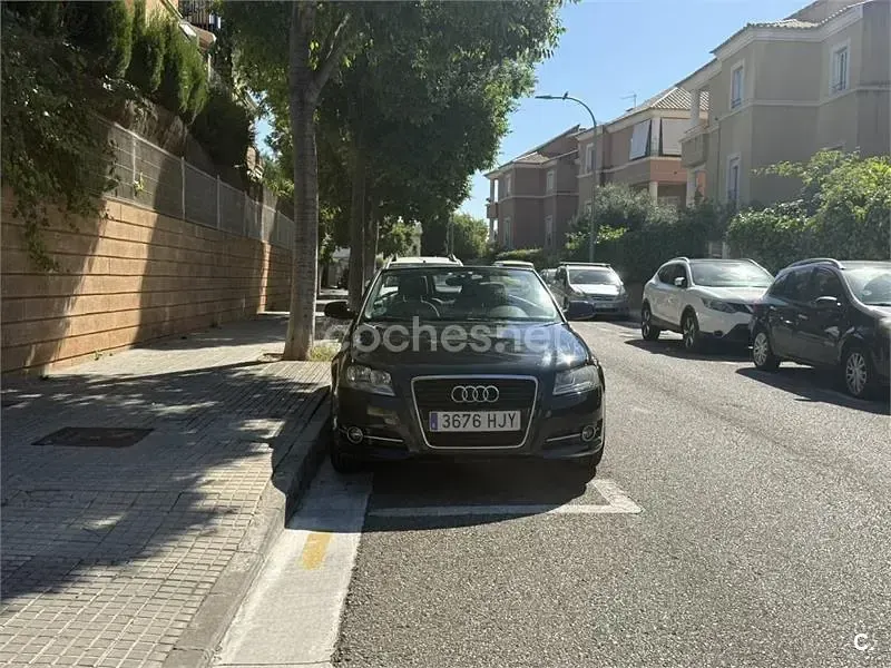 Usado Audi A3 Cabriolet Attraction 105 CV (77 kW) 2012 Negro Descapotable