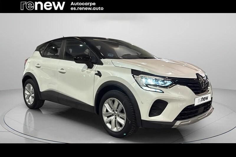 Begagnad Renault Captur Equilibre 100 HK (73 kW) 2023 Vit SUV