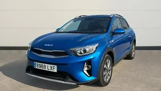 Usado Kia Stonic 84 CV (61 kW) 2022 Azul SUV