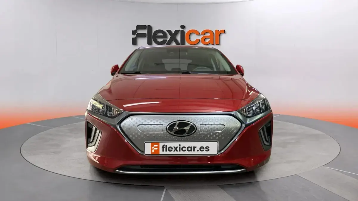 Usado Hyundai Ioniq 100 kW (136 CV) 2021 Granate Utilitario