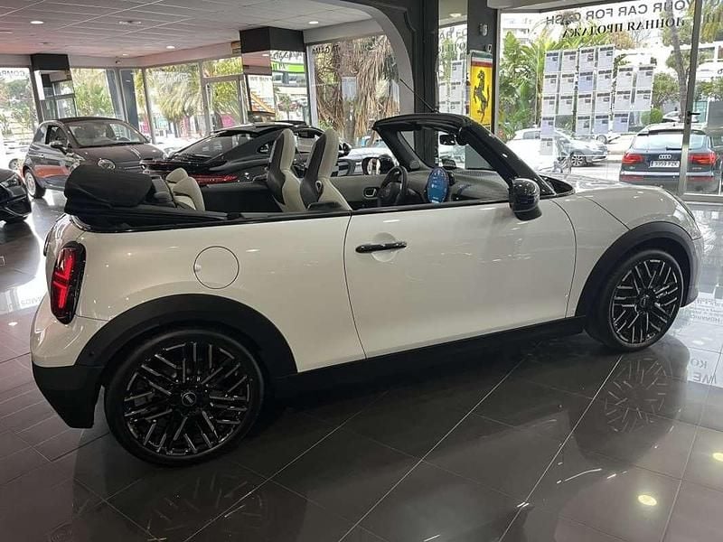 Usado Mini Cooper S Cabriolet Favoured 204 CV (150 kW) 2025 Blanco Descapotable
