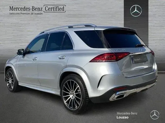 Usado Mercedes GLE400 330 CV (242 kW) 2023 Plata hightech