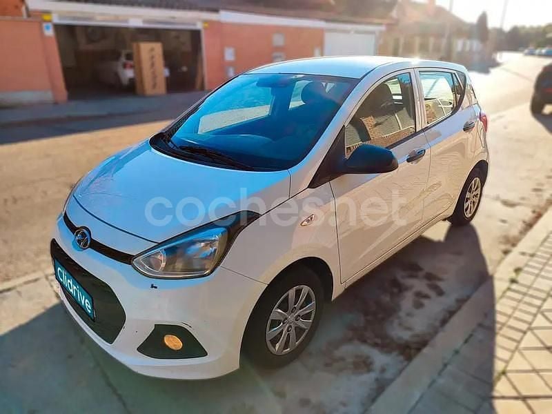 Usado Hyundai i10 66 CV (48 kW) 2016 Blanco Utilitario