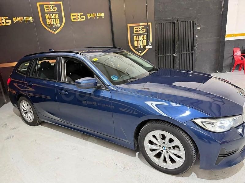 Usado BMW 318 Comfort Edition 150 CV (110 kW) 2020 Azul Familiar