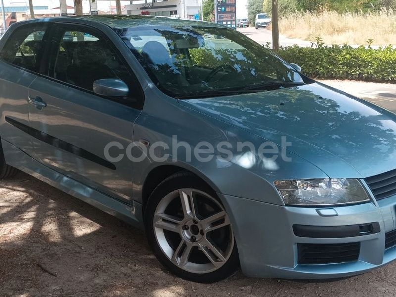 Azul Usado 2004 Fiat Stilo Racing Berlina | 2150 € (Precio justo) - Imagen 1/4