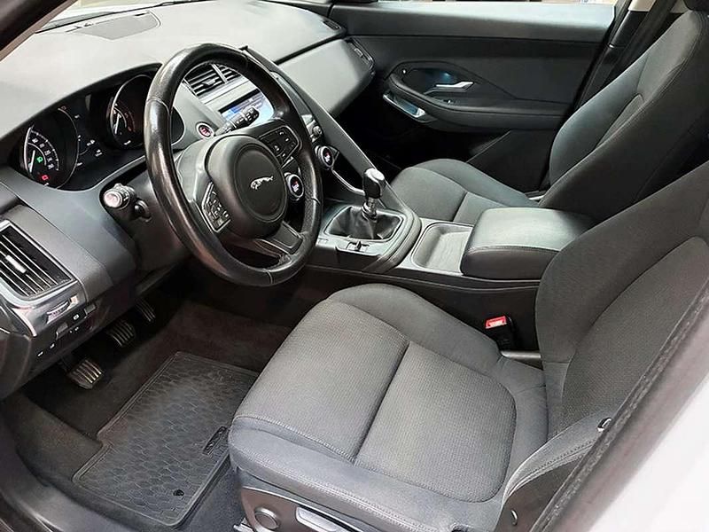 Usado Jaguar E-Pace SE 150 CV (110 kW) 2019 Blanco SUV