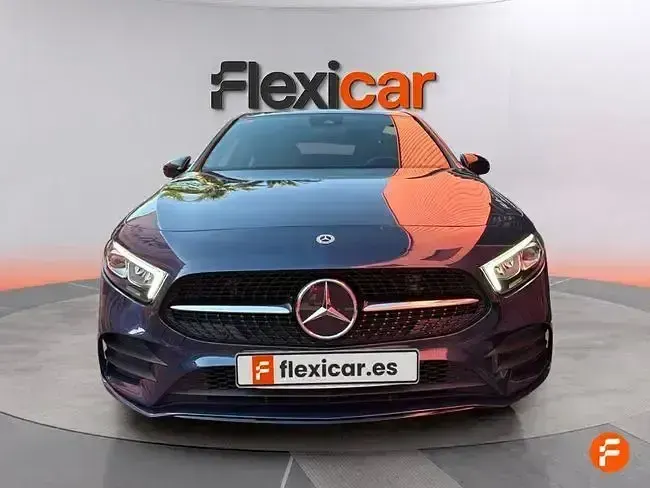 Usado Mercedes A180 136 CV (100 kW) 2021 Azul