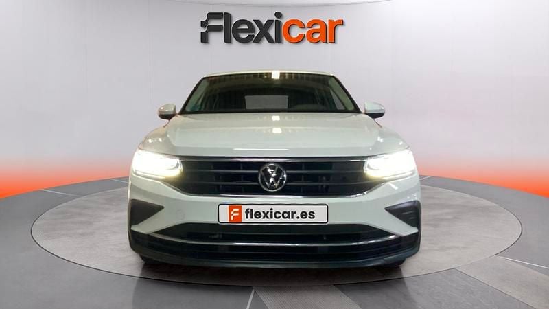 Usado VW Tiguan Life 122 CV (89 kW) 2021 Blanco SUV