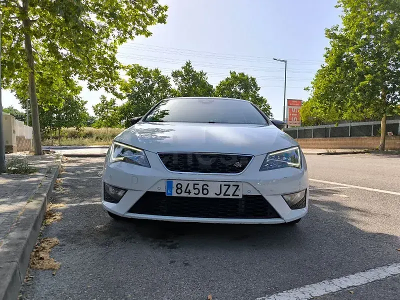 Usado Seat Leon FR 150 CV (110 kW) 2017 Blanco Berlina