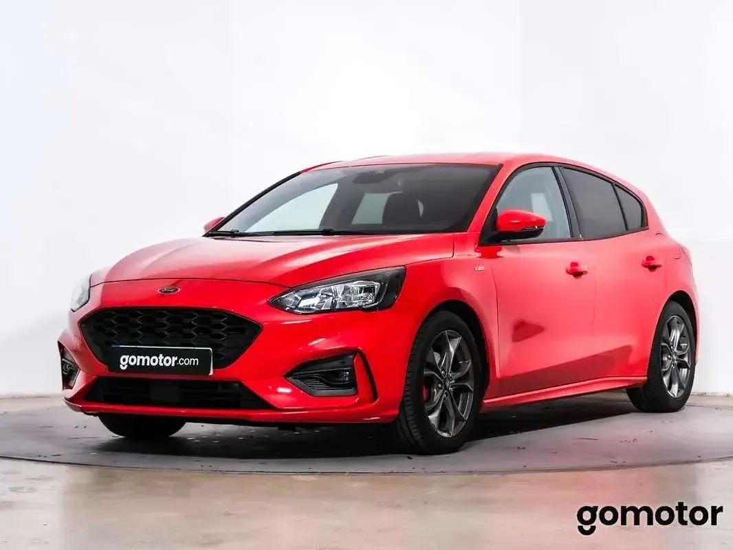 Usado Ford Focus ST-Line X 125 CV (91 kW) 2022 Rojo Berlina