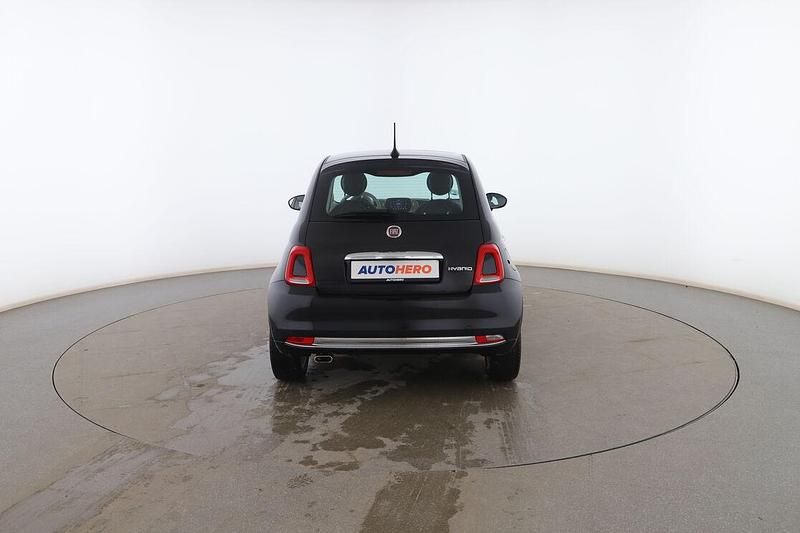 Usado Fiat 500 Dolcevita 70 CV (51 kW) 2021 Negro Utilitario