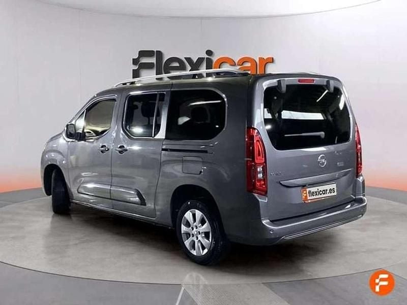 Usado Opel Combo Life Innovation 131 CV (96 kW) 2020 Gris Monovolumen