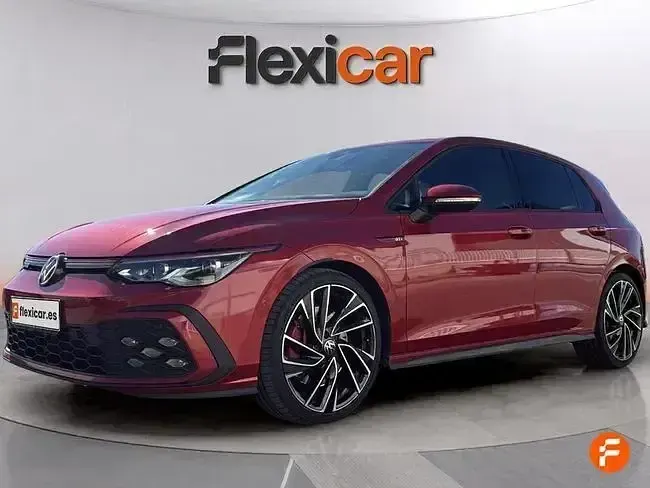 Usado VW Golf VIII GTI 245 CV (180 kW) 2021 Rojo