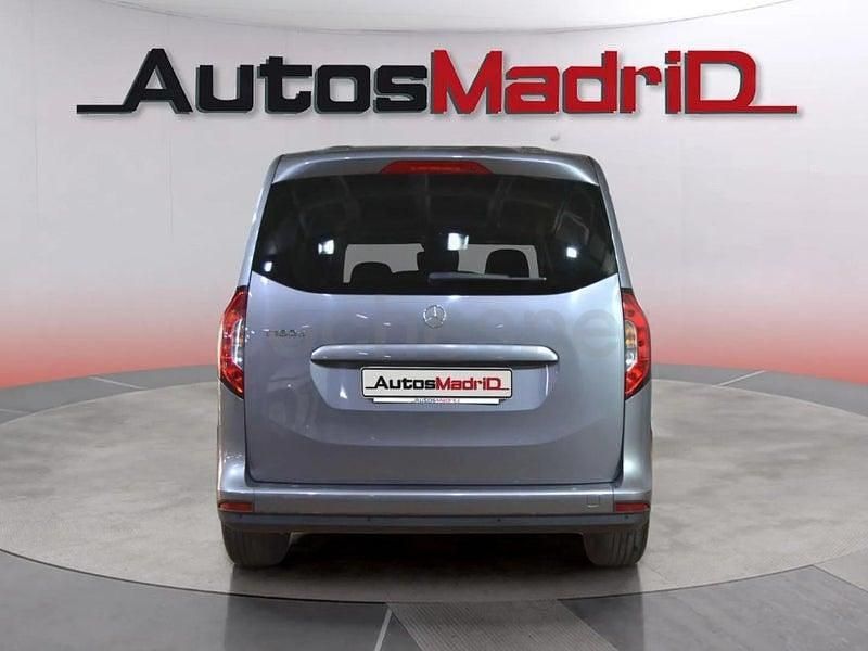 Usado Mercedes T180 116 CV (85 kW) 2023 Gris Monovolumen