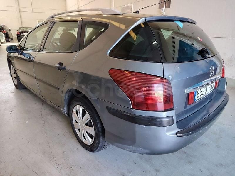 Usado Peugeot 407 110 CV (80 kW) 2006 Gris / plata Familiar