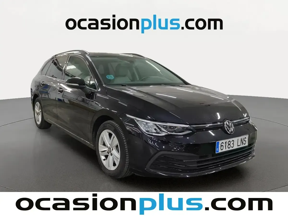Usado VW Golf VIII Life 115 CV (84 kW) 2021 Negro Familiar