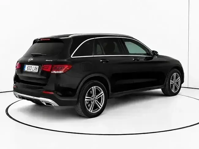 Usado Mercedes GLC43 AMG 194 CV (142 kW) 2022 Negro