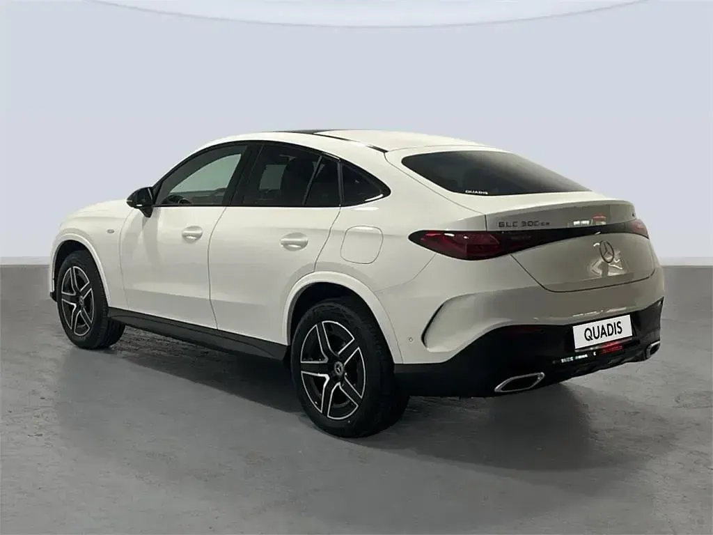 Nuevo Mercedes GLC300de 333 CV (244 kW) 2026 Blanco polar Coupe