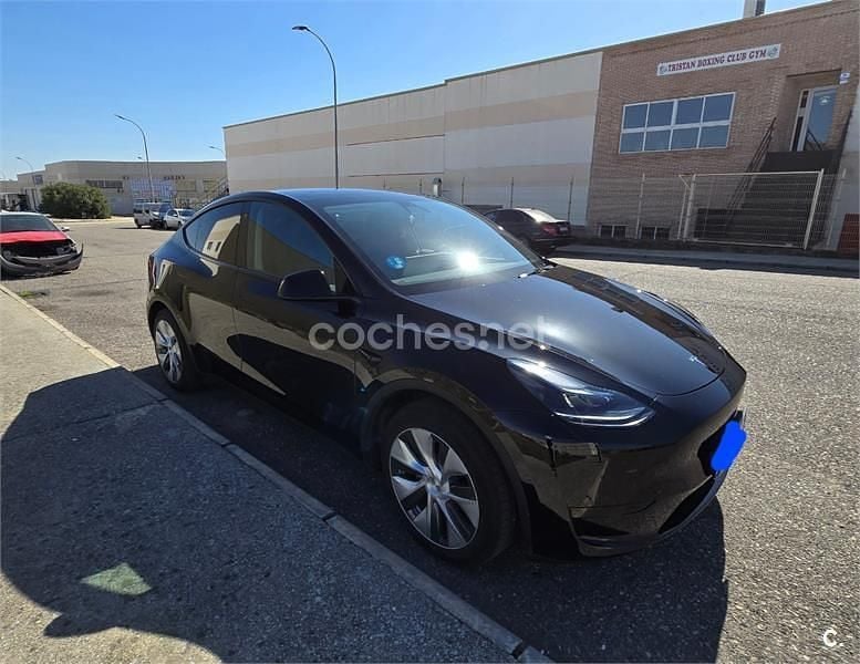 Usado Tesla Model Y RWD 219 kW (299 CV) 2023 Eléctrico SUV