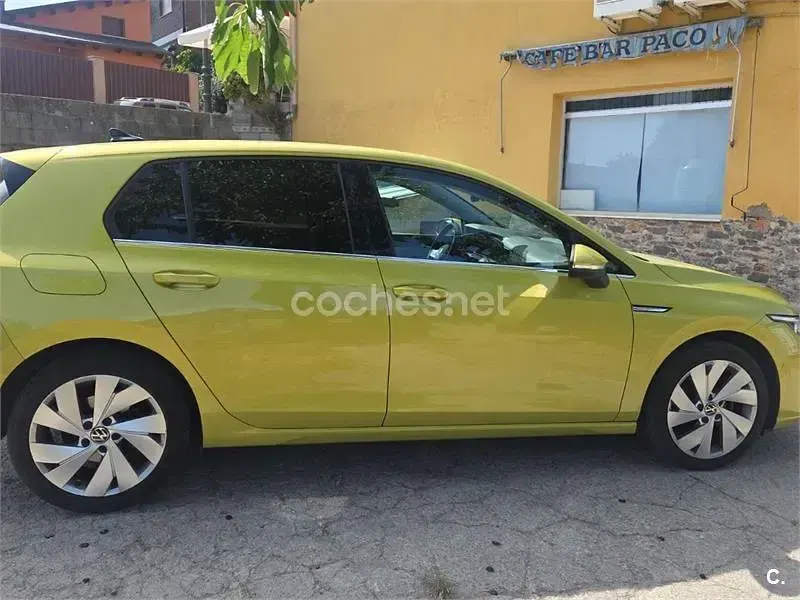 Usado VW Golf VII Style 150 CV (110 kW) 2019 Amarillo Berlina