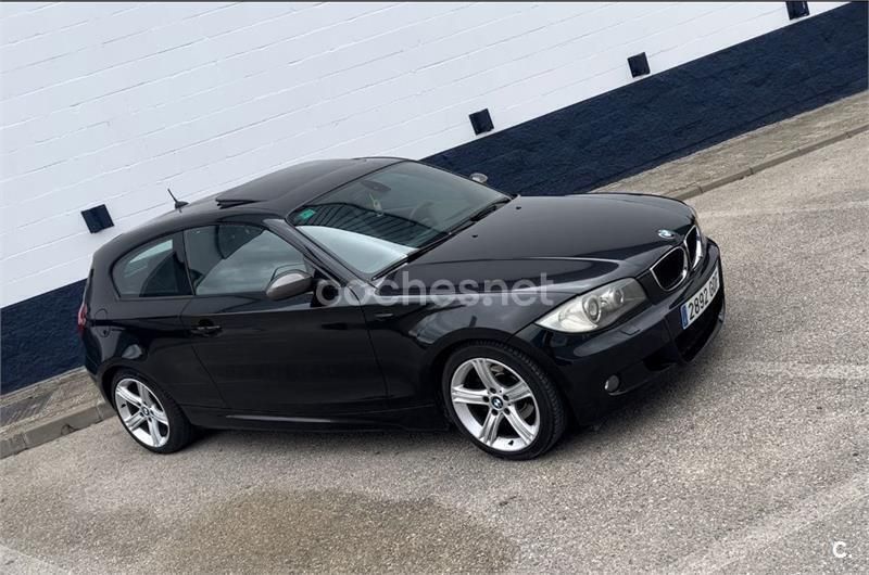 Usado BMW 118 143 CV (105 kW) 2008 Negro Utilitario