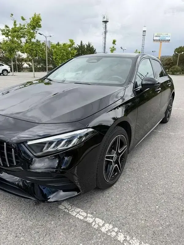 Usado Mercedes A250 218 CV (160 kW) 2024 Negro Utilitario