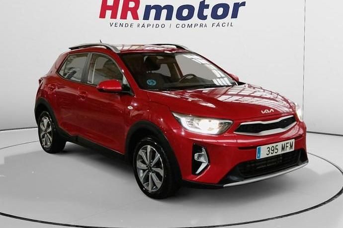 Usado Kia Stonic 84 CV (61 kW) 2023 SUV