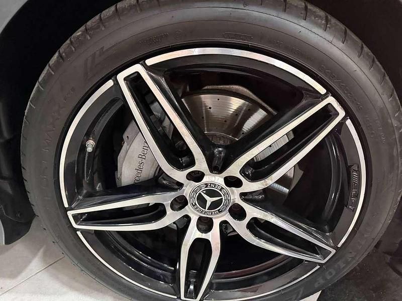 Usado Mercedes E220 194 CV (142 kW) 2019 Gris Berlina
