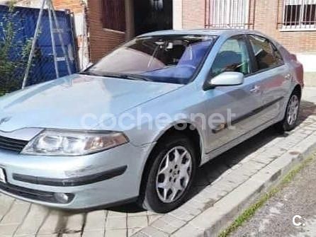 Usado Renault Laguna II Expression 120 CV (88 kW) 2005 Gris / plata Berlina