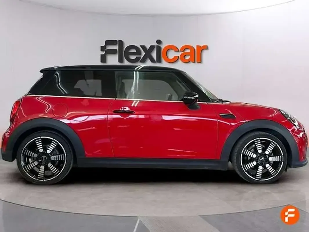 Usado Mini Cooper 136 CV (100 kW) 2023 Rojo Utilitario