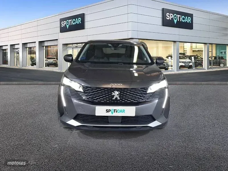 Usado Peugeot 3008 Allure 225 CV (165 kW) 2021 Gris SUV
