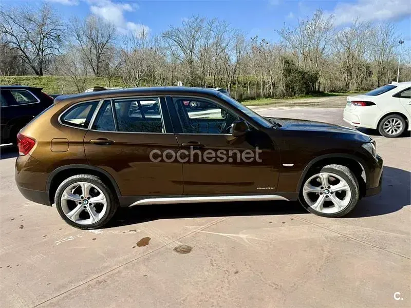 Usado BMW X1 177 CV (130 kW) 2010 Marrón SUV