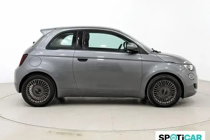 Usado Fiat 500e Action 69 kW (95 CV) 2022 Utilitario