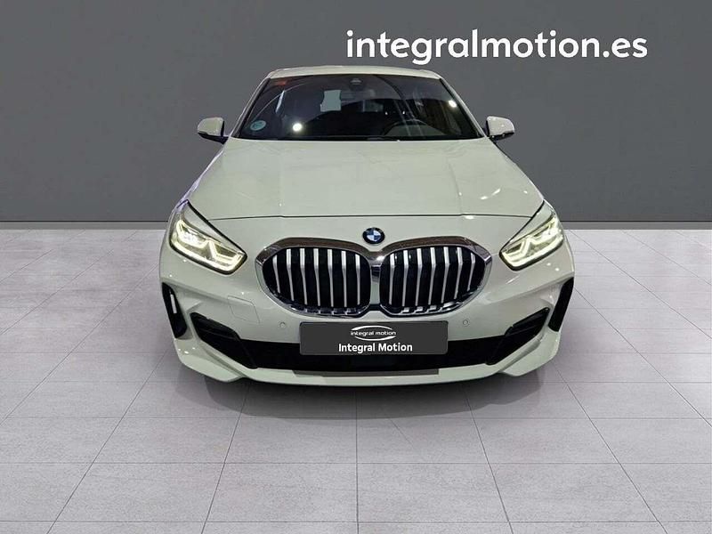 Usado BMW 118 136 CV (100 kW) 2021 Blanco Utilitario