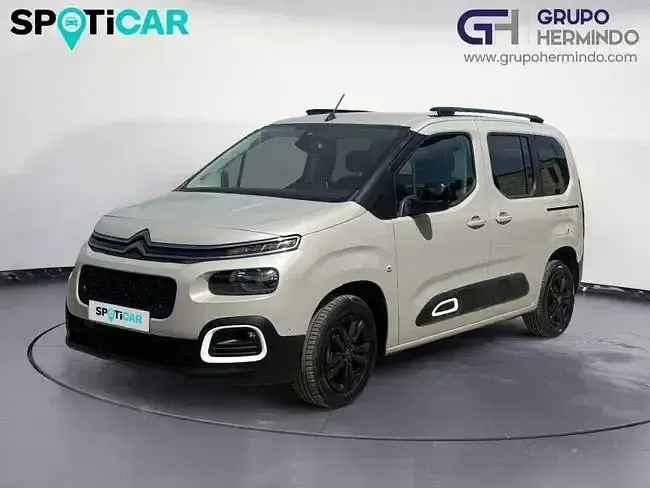 Usado Citroën Berlingo Feel 102 CV (75 kW) 2021 Beige Monovolumen