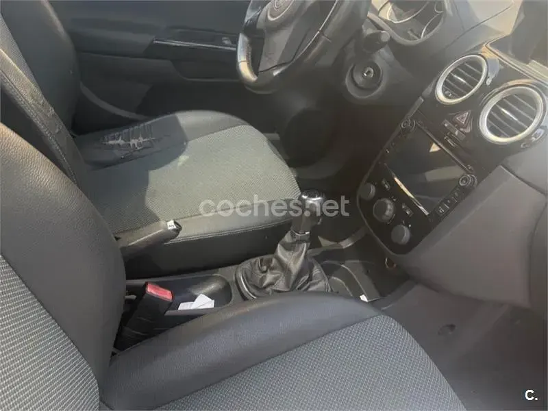Usado Opel Corsa Cosmo 100 CV (73 kW) 2010 Azul Utilitario