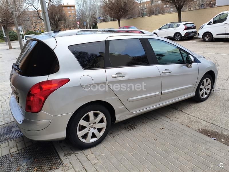 Usado Peugeot 308 SW Sport 120 CV (88 kW) 2009 Gris / plata Familiar