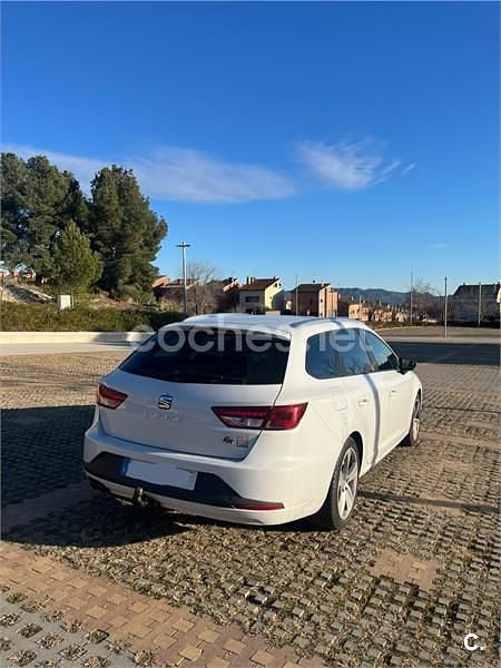 Usado Seat Leon ST FR 150 CV (110 kW) 2015 Blanco Familiar