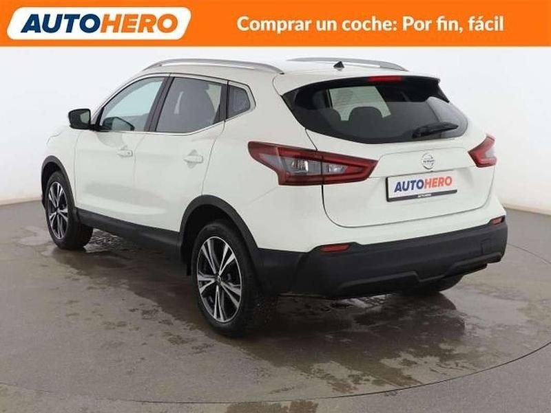 Usado Nissan Qashqai Acenta 140 CV (102 kW) 2021 Blanco SUV