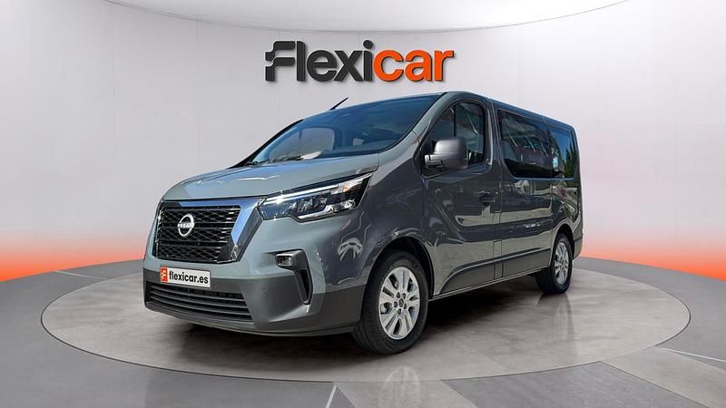 Usado Nissan Primastar N-Connecta 150 CV (110 kW) 2024 Gris Monovolumen