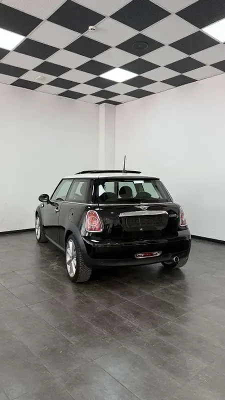 Usado Mini Cooper D 111 CV (81 kW) 2013 Negro Utilitario