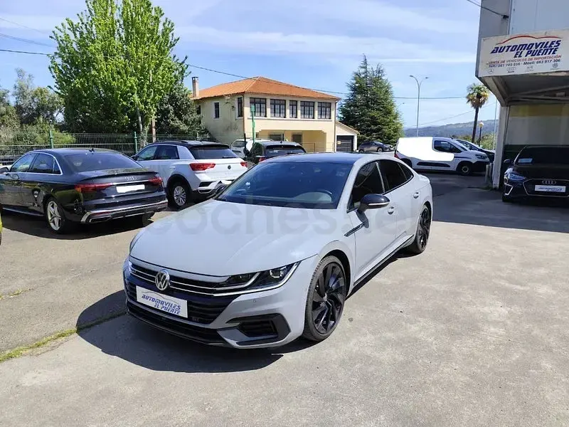 Usado VW Arteon R-line 190 CV (139 kW) 2020 Gris / plata Berlina