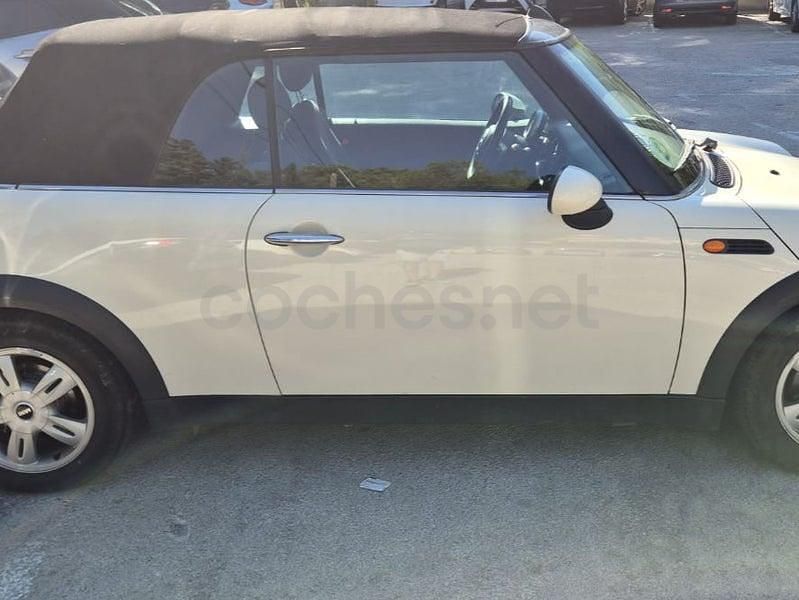 Usado Mini Cooper Cabriolet 116 CV (85 kW) 2007 Beige Descapotable