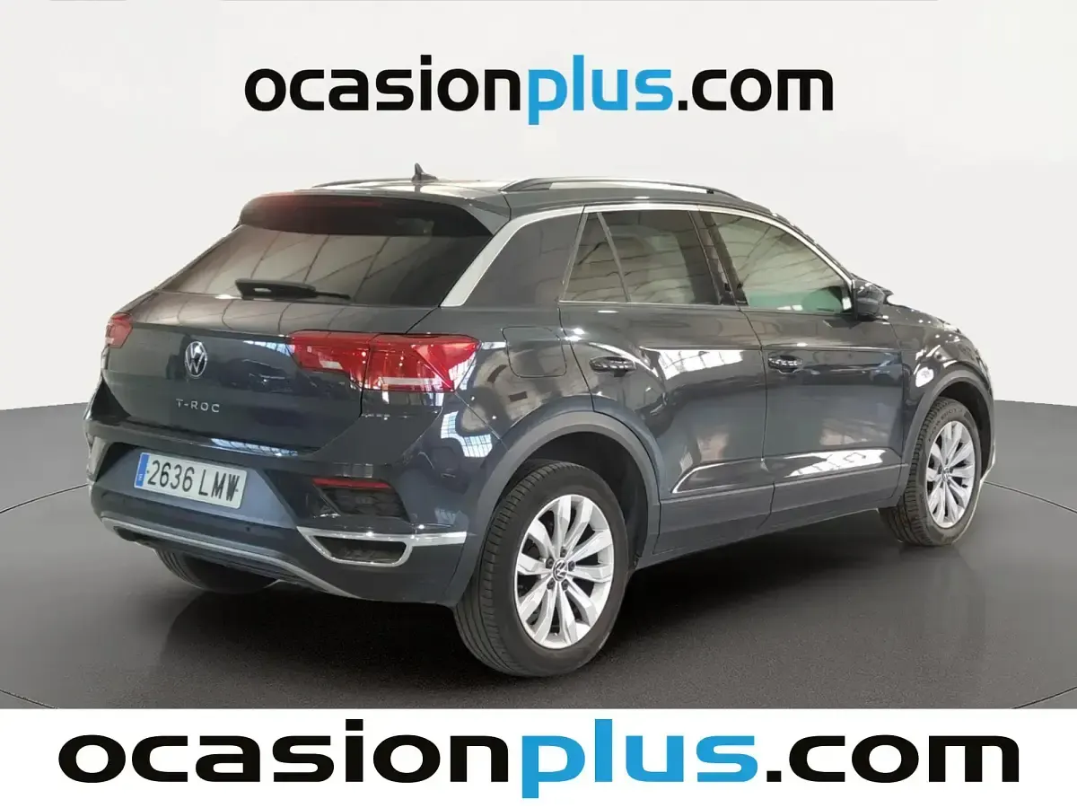 Usado VW T-Roc Advance 110 CV (80 kW) 2021 Gris SUV