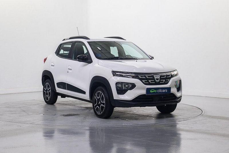 Usado Dacia Spring Comfort 33 kW (45 CV) 2022 Blanco Utilitario