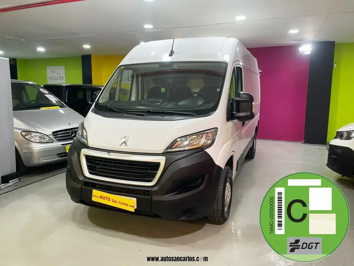 Usado Peugeot Boxer S 140 CV (102 kW) 2021 Blanco Van
