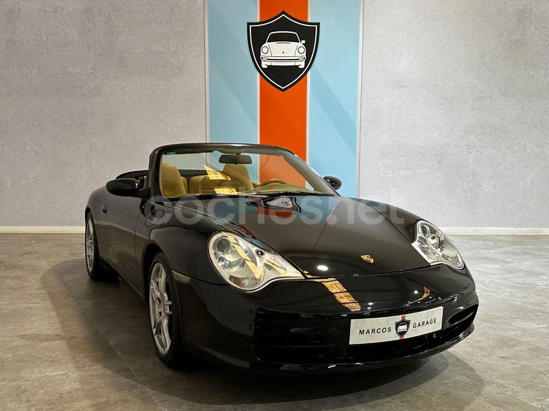 Beige Usado 2003 Porsche 911 Carrera 4 Cabriolet Descapotable | 37.990 € - Imagen 1/4