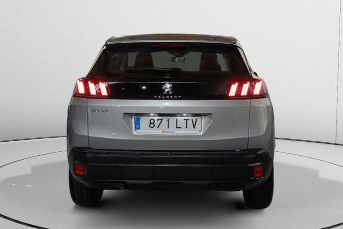Usado Peugeot 3008 Active 131 HP (96 kW) 2021 SUV
