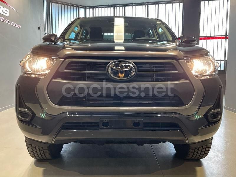 Nuevo Toyota HiLux 204 CV (150 kW) 2025 Negro Pickup/Camioneta