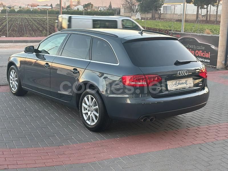 Usado Audi A4 Business 143 CV (105 kW) 2010 Gris Familiar